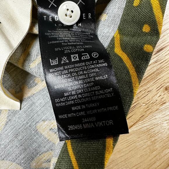 Ted Baker Viktor Dark Green Floral Short Sleeve Button Down Men's 5 (US L) NWT - Picture 7 of 9